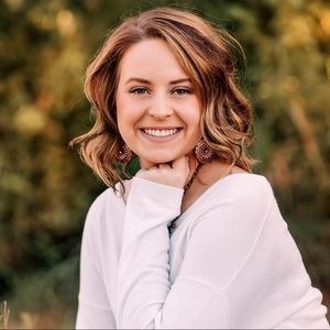 Meet your Posher, Rose